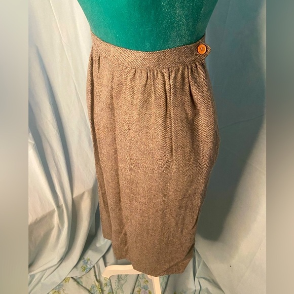 Vintage Dresses & Skirts - Vintage wool blend pencil midi skirt
